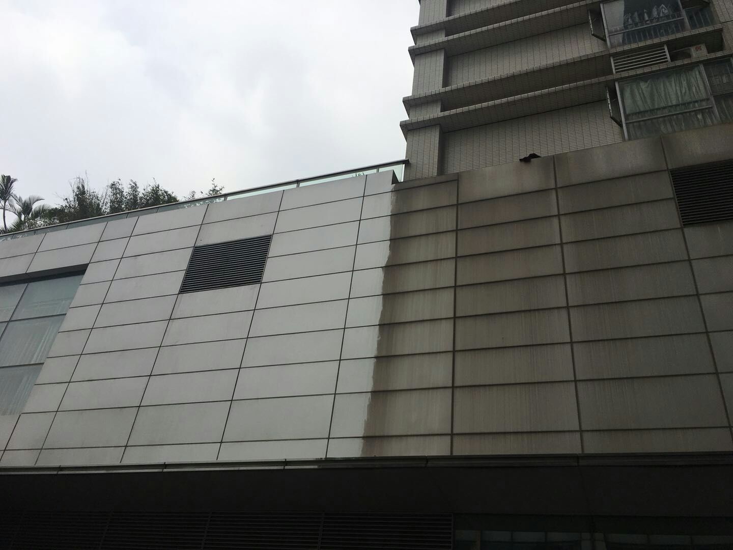 幕墙超亲水纳米涂层自清洁